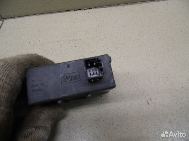 Блок управления центральным замком 607 2000-2010