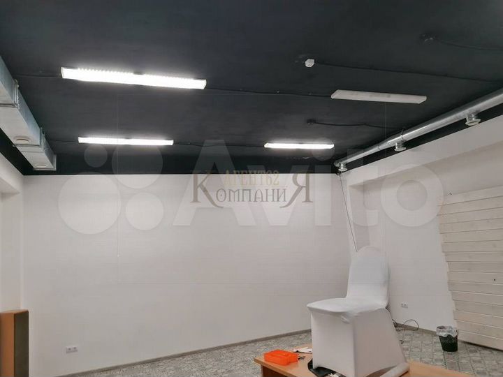 Под магазин/склад на первой линии