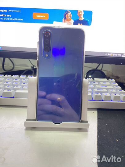 Xiaomi Mi 9 SE, 6/64 ГБ