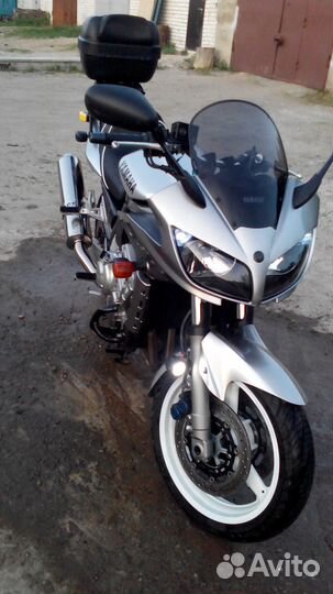 Yamaha FZS 1000 Fazer 2002г