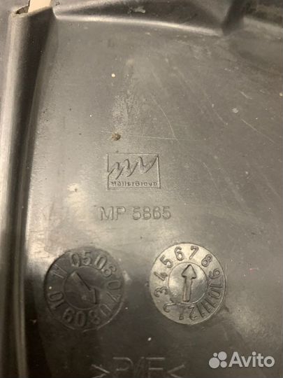 Подкрылок передний левый Nissan Note E11 (1.4)