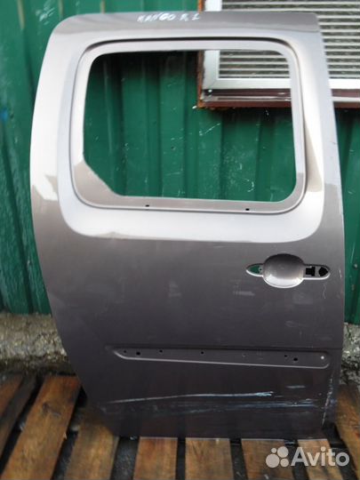 Дверь боковая левая сдвижная Рено Кангу 2