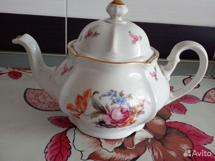 Чайник фарфоровый.ссср