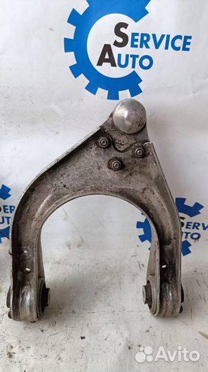 Mercedes W211 02- Рычаг верхний правый 0563