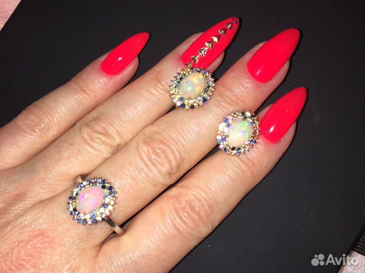 Комплект с опалом в сапфирах р-р кольца 19