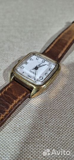 Часы наручные 