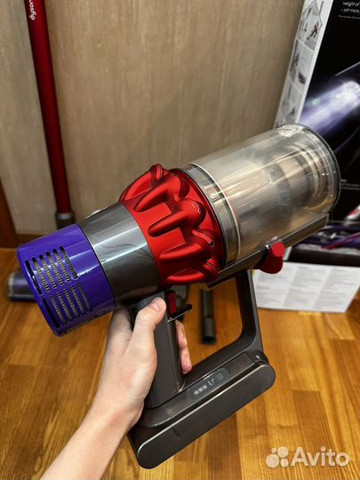 Пылесос dyson v10