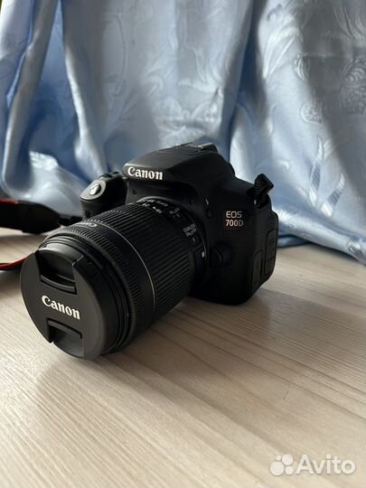 Фотоаппарат canon 700d kit