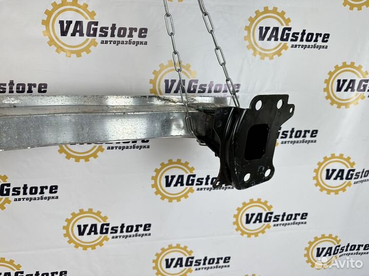 Усилитель бампера передний Audi A3 8P 2006