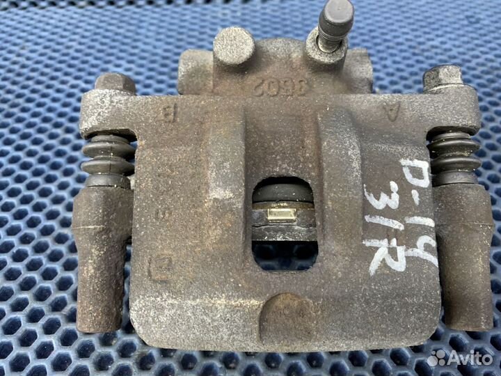 Суппорт тормозной задний правый Caliber Liberty