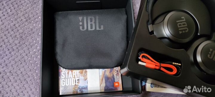 Наушники JBL Live 660NC