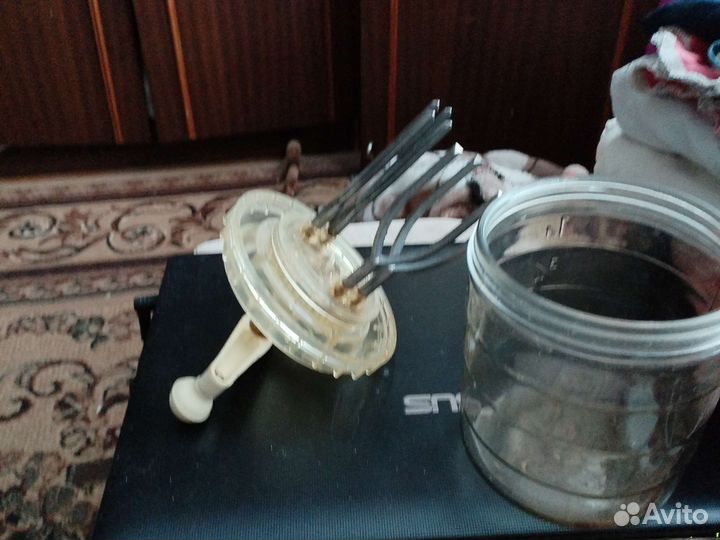 Кремовзбивалка ручная