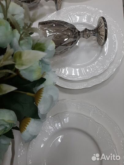 Набор столовой посуды на 6 персон