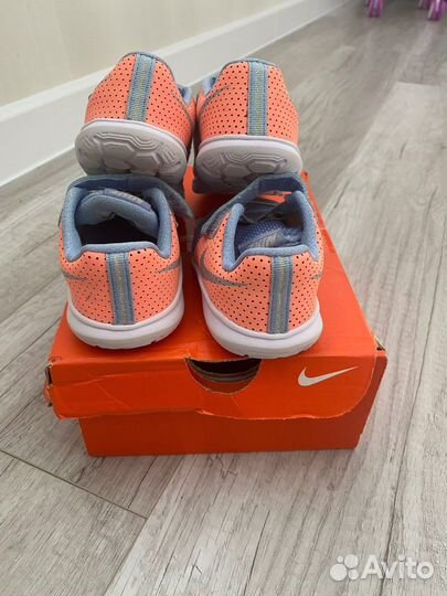 Кроссовки nike для двойни