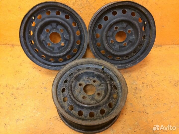 3 шт. Диски 14 4х114,3 DIA 67,1