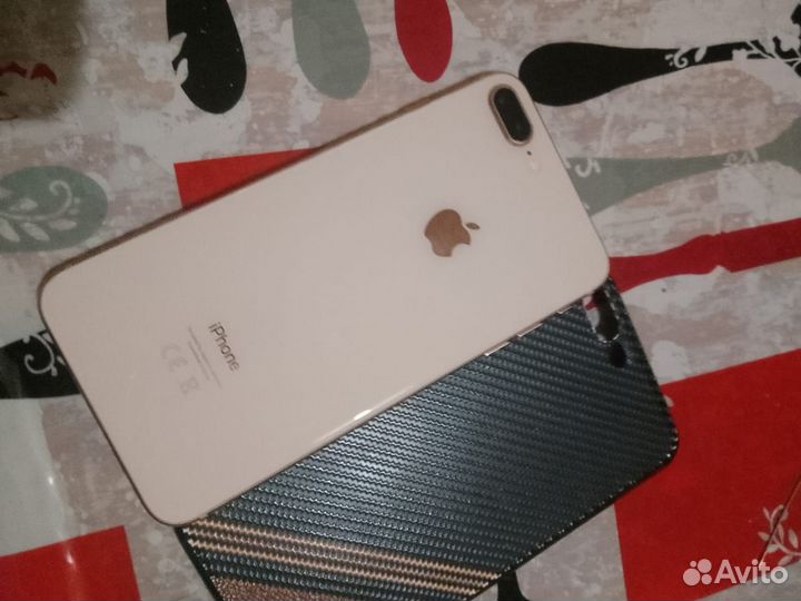 Телефон iPhone 8 plus