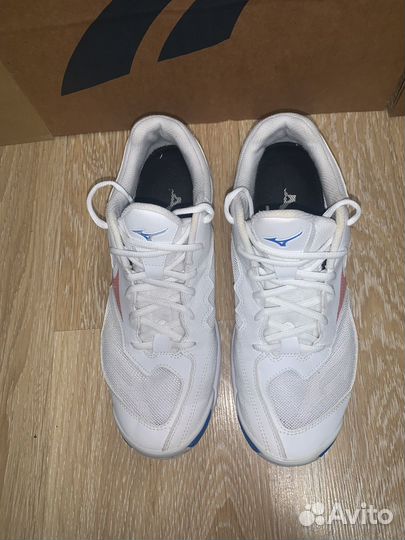 Кроссовки Mizuno Wave Phantom 2(US9)оригинал nike