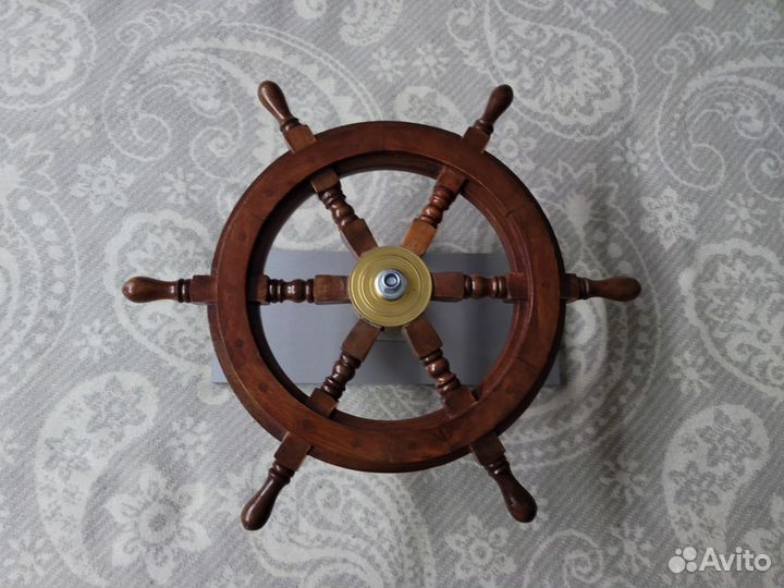 Штурвал судовой 30 дюймов (60х60х5) из палисандра