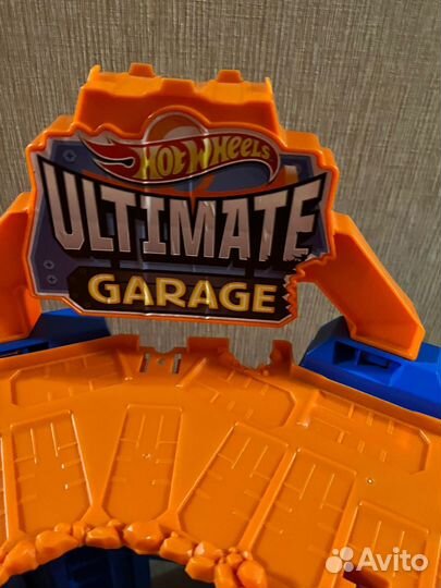 Набор игровой Hot Wheels Сити невообразимый гараж