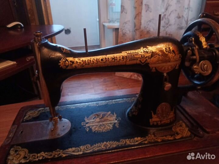 Швейная машина Singer