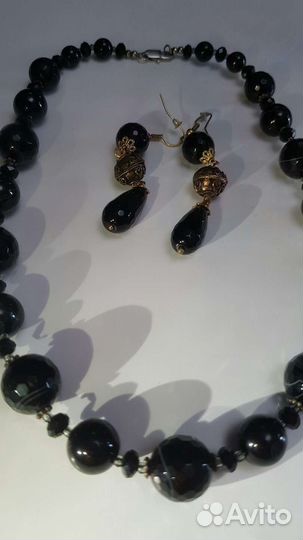 Бусы из натуральных камней