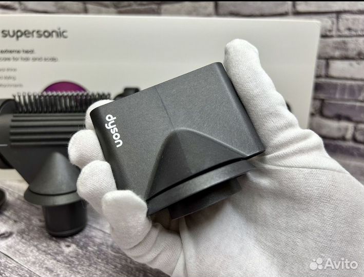 Фен Dyson hd15