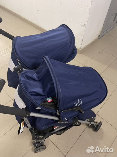 Коляска Maclaren для двойни Twin Triumph