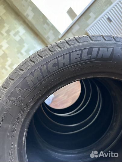 Michelin Latitude Tour HP 235/55 R17 99V