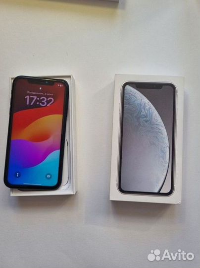 iPhone Xr, 64 ГБ