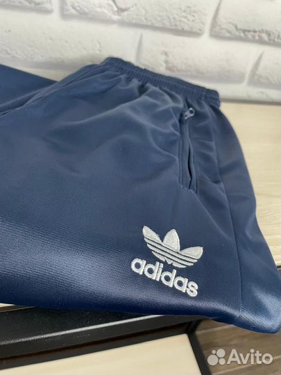 Штаны эластик на манжете Adidas Россия