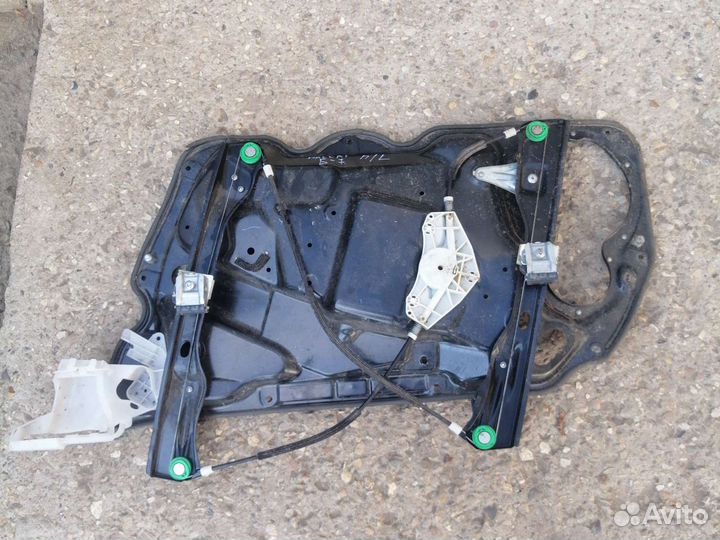 Стеклоподьемник передний левый vw Passat B7