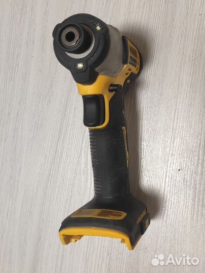 Dewalt импакт dcf 840