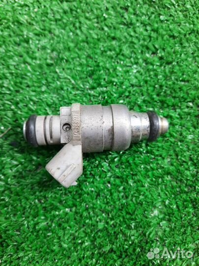 Форсунка топливная Chevrolet Lanos T100 2002