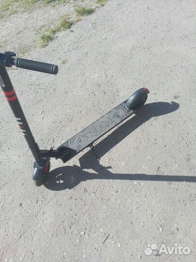 Электросамокат tribe