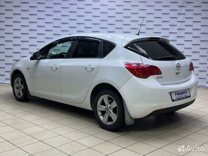 Opel Astra 1.6 AT, 2012, 229 000 км