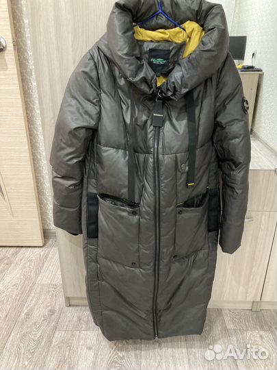 Пуховик удлинённый 46 р