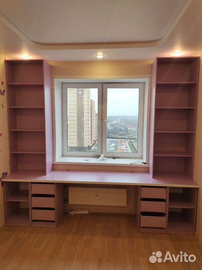 Рабочая зона за 5 дней со шкафом