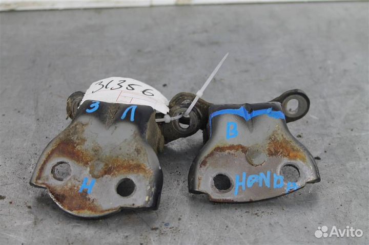 Петли двери задней левой комплект Honda C-RV (95