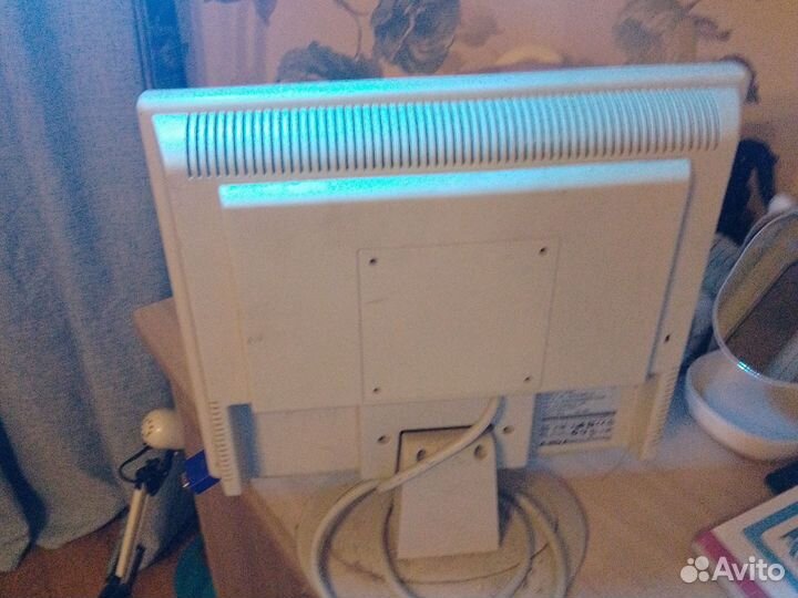 Монитор samsung Beno Fo557s