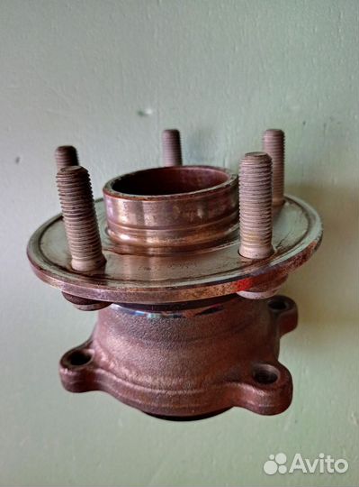 Ступица задняя ford kuga 2 комплект 2шт