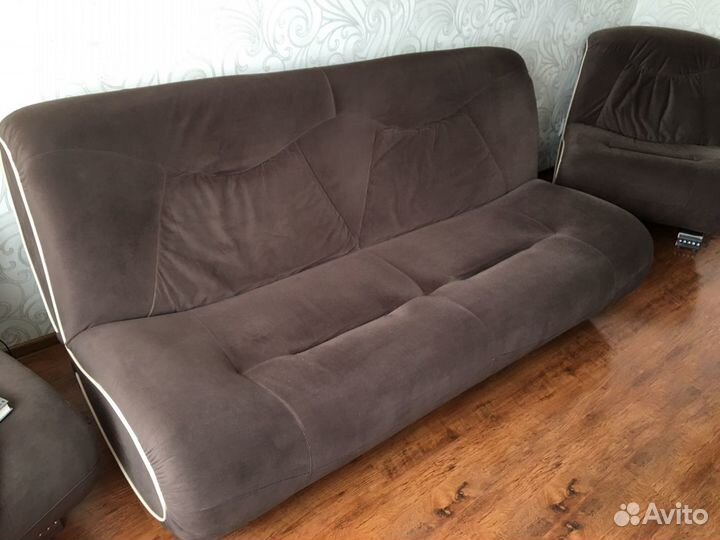 Диван и кресло