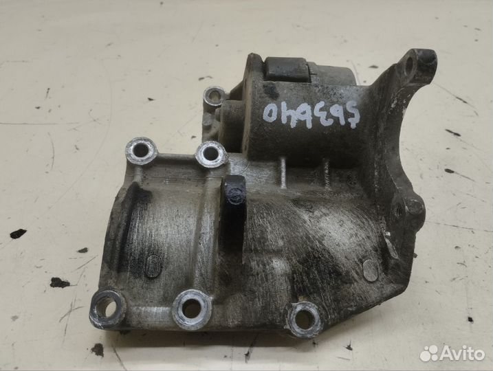 Кронштейн гидроусилителя Hyundai Starex H1/Grand Starex 2007