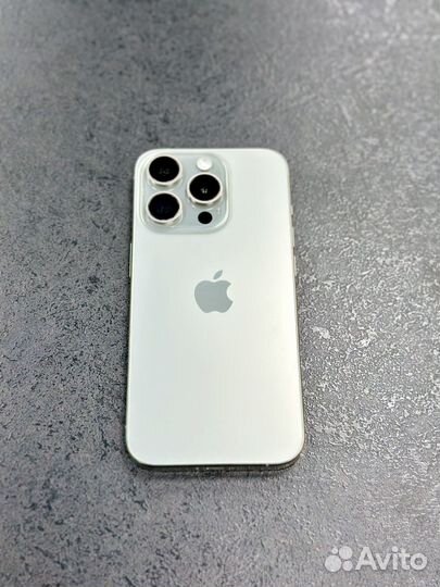 iPhone 15 Pro, 256 ГБ