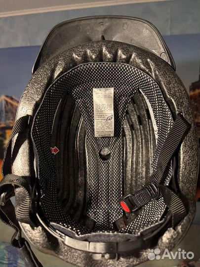 Каска для верховой езды