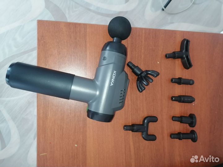 Перкуссионный массажер konka