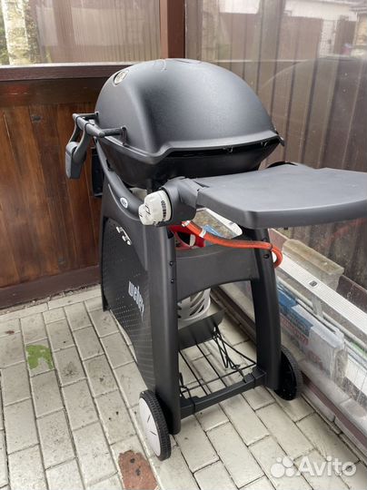 Гриль Weber q3200