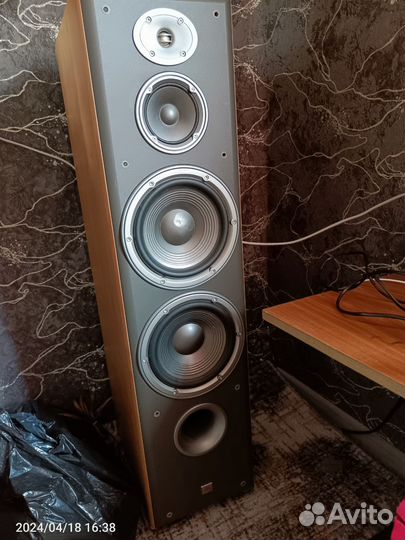 Напольная акустика JBL E90.ресивер Cortland