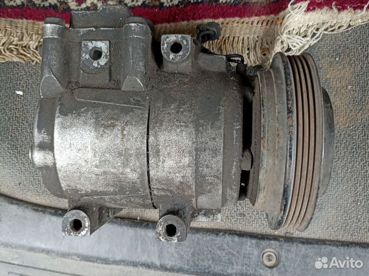 Компрессор автомобильный