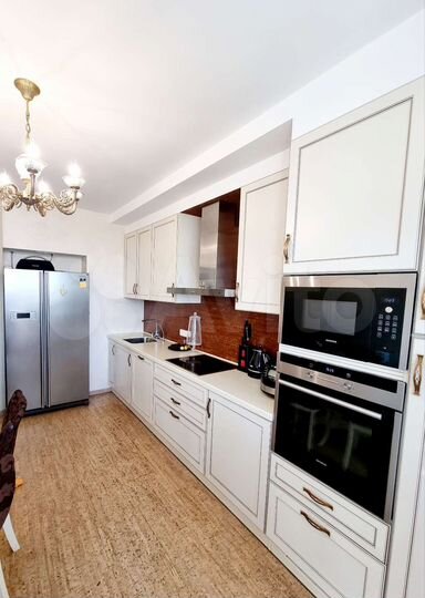 3-к. квартира, 82 м², 4/5 эт.