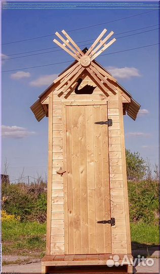 Уличный туалет с декором AIX